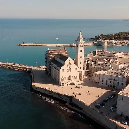 Gæstehus Alibi Museum: Gioiello Con Vista Sul Museo Archeologico Nazionale, Letto E Doccia Con Cromoterapia, Smart Tv, Wifi E A/c *